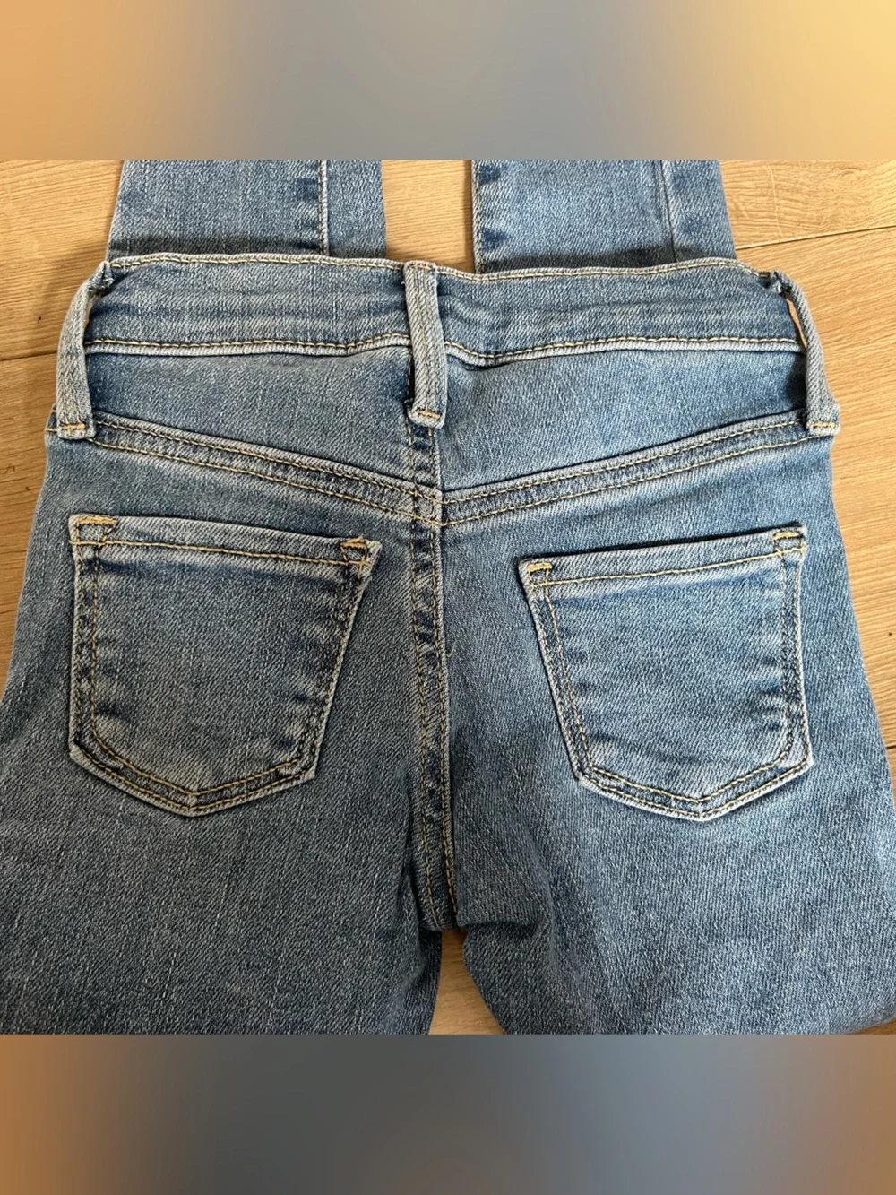 NWOT old navy jeans